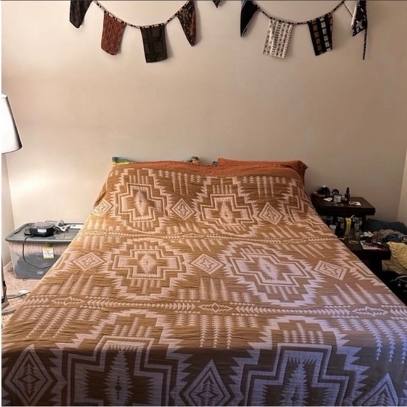 Like-new ace&jig flags in Concert - Picture 4 of 5